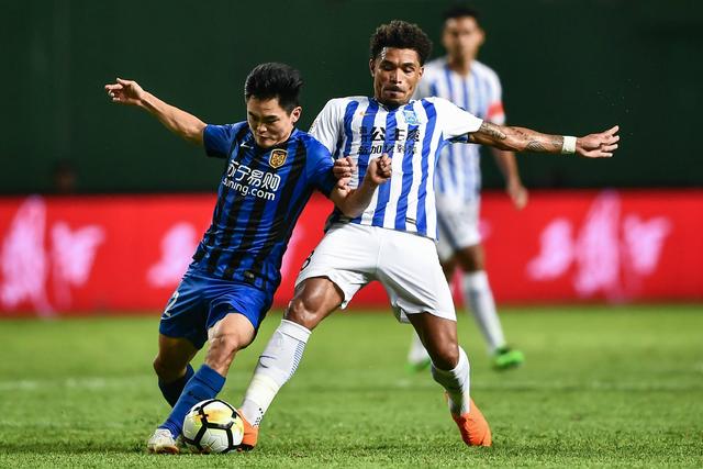 关于江苏苏宁客场惨遭广州富力逆转,三连败的信息 关于江苏苏宁客场惨遭广州富力逆转,三连败的信息