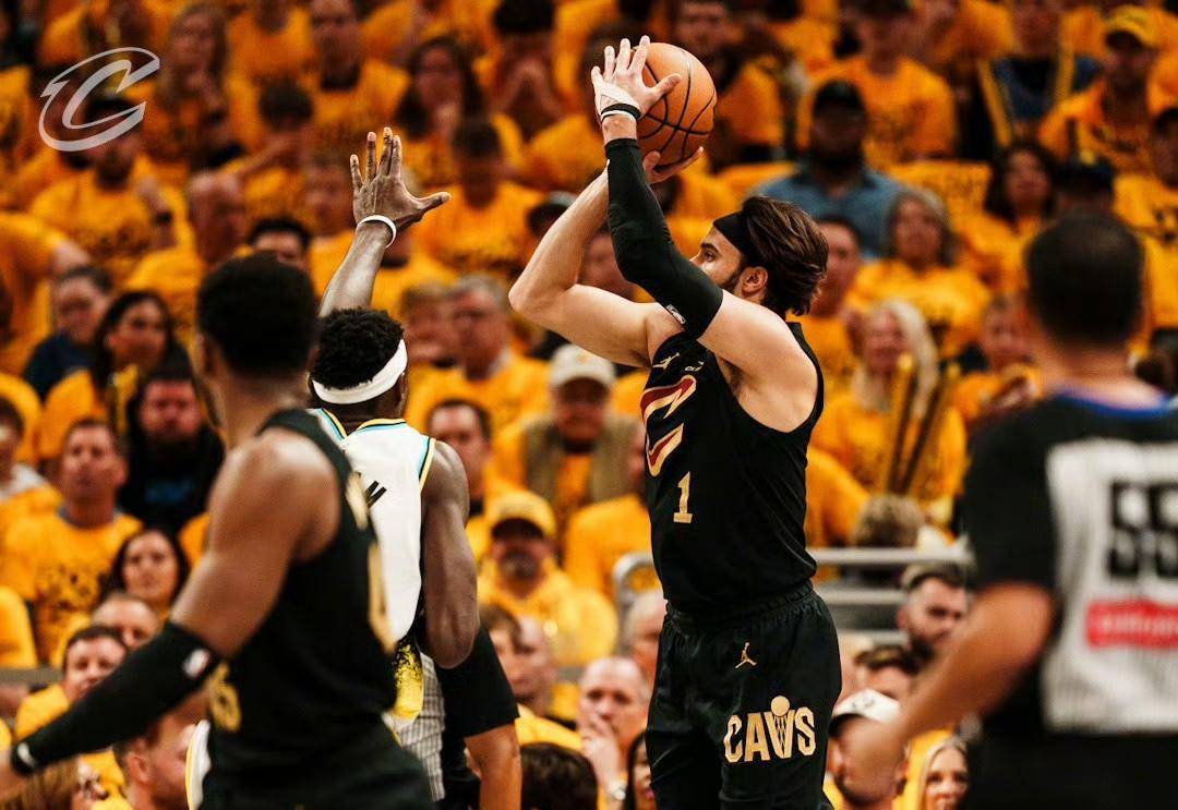 骑士主场告负，连败态势连续保持