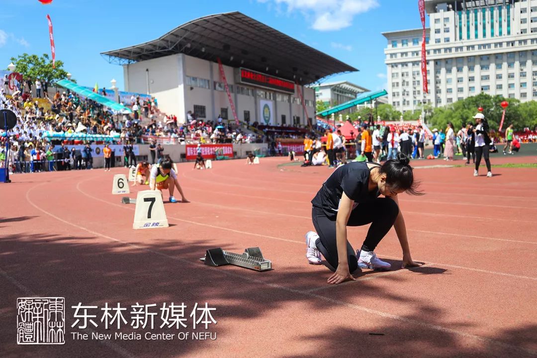 关于红红火火胜利在望,球队势如破竹赢得决胜局的信息 关于红红火火胜利在望,球队势如破竹赢得决胜局的信息