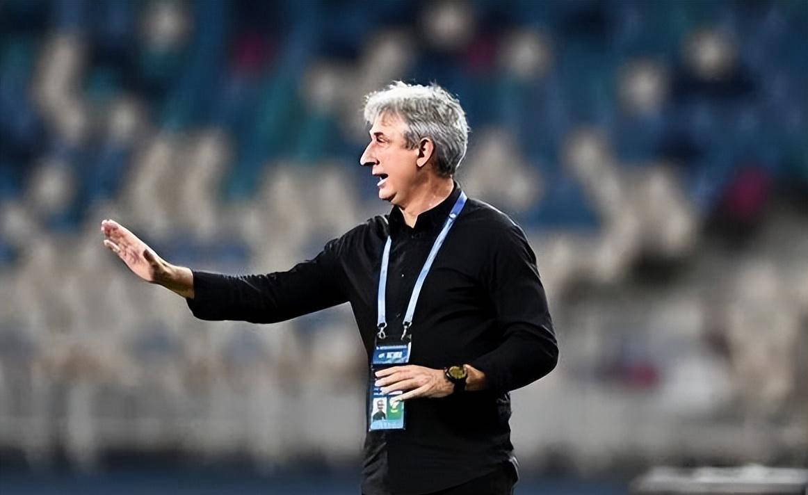 关于青岛黄海客场不敌山东鲁能,保持垫底的信息 关于青岛黄海客场不敌山东鲁能,保持垫底的信息