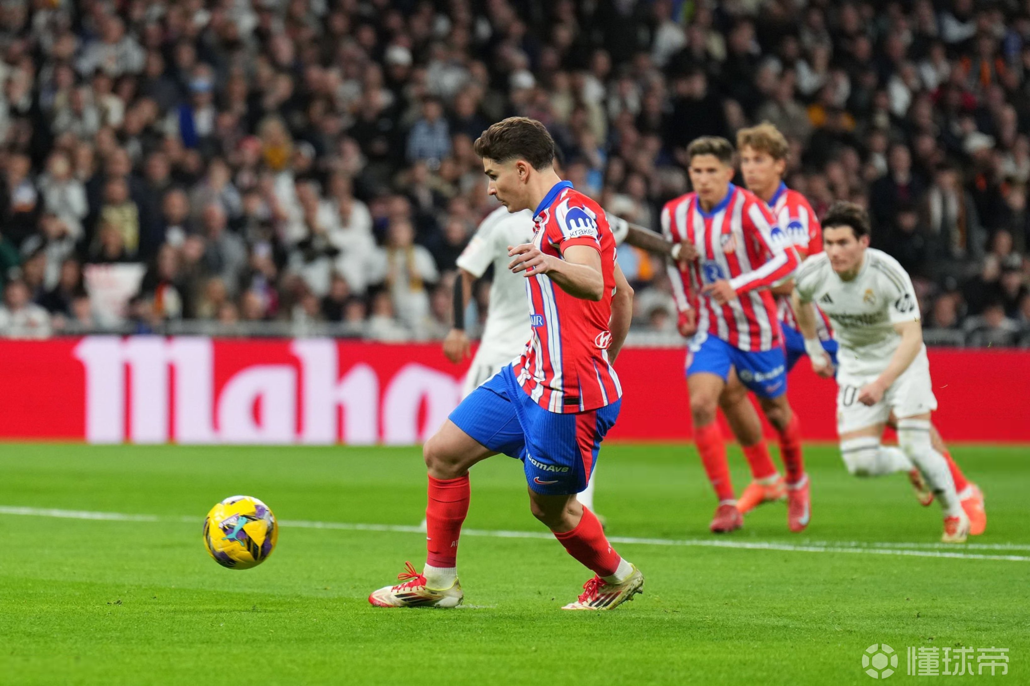 马竞球员遭遇球迷谩骂,俱乐部需要采取措施维持秩序的简单介绍 马竞球员遭遇球迷谩骂,俱乐部需要采取措施维持秩序的简单介绍