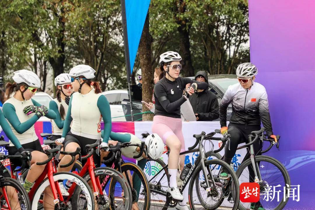 速度之美!自行车比赛中国队品味胜利滋味的简单介绍 速度之美!自行车比赛中国队品味胜利滋味的简单介绍