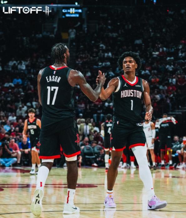 雄鹿队实力强劲,正全力备战下一个对手,期待再创佳绩!的简单介绍 雄鹿队实力强劲,正全力备战下一个对手,期待再创佳绩!的简单介绍