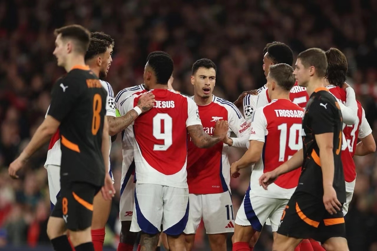 阿森纳遭遇失利,联赛继续下滑 阿森纳遭遇失利,联赛继续下滑