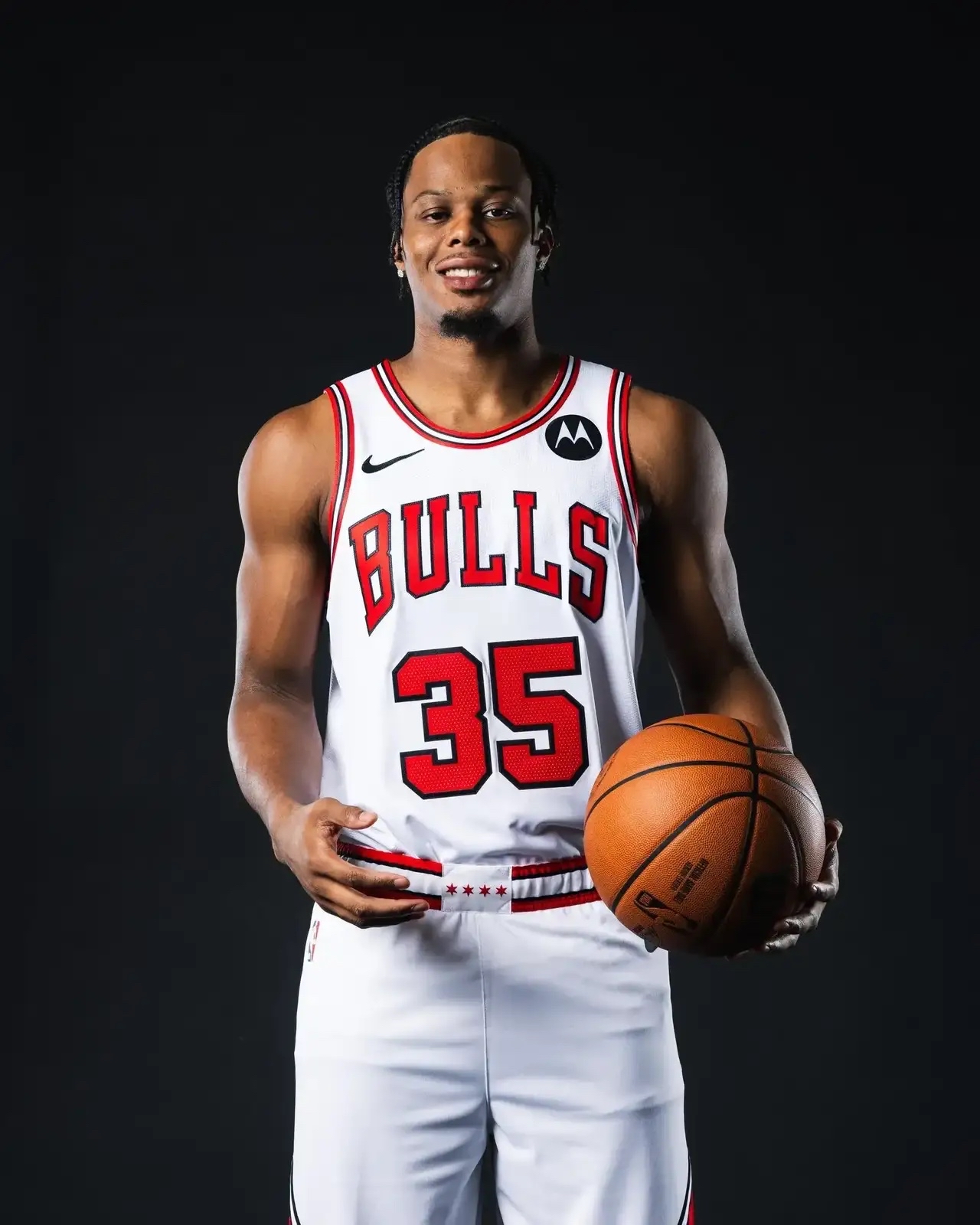 传奇复出！芝加哥公牛球星宣布回归赛季